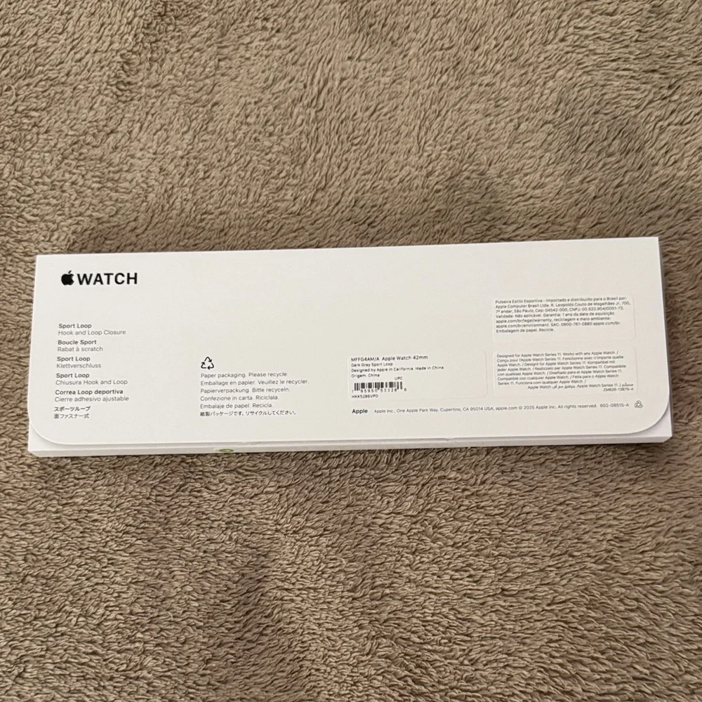 NWT - MFFG4AM/A Apple Watch 42mm - Dark Grey Sports Loop - Picture 3 of 5